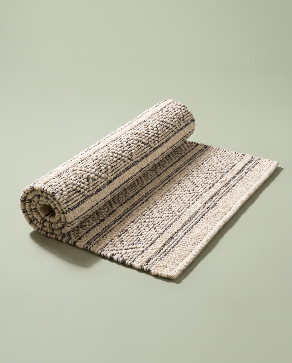 Wool Rug, 160 × 230 cm